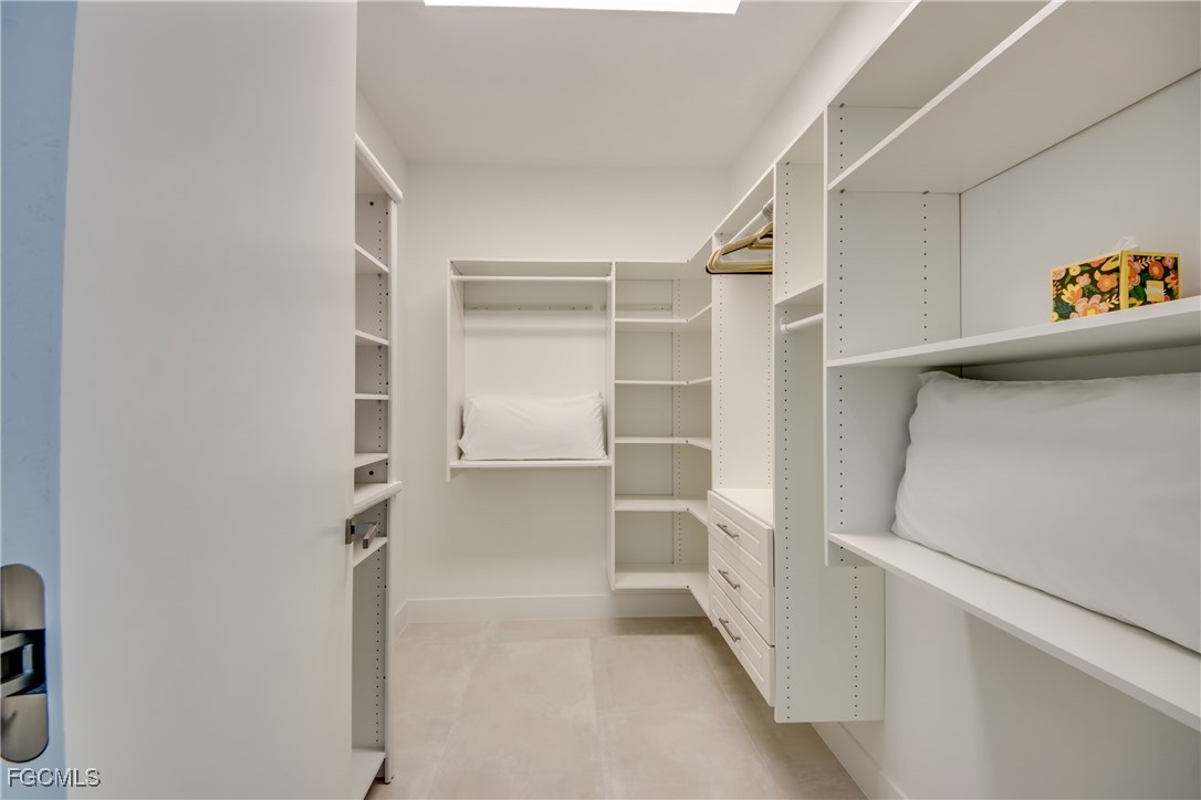 Cape Coral, Florida, 33914, United States, 4 Bedrooms Bedrooms, ,5 BathroomsBathrooms,Residential,For Sale,1980538