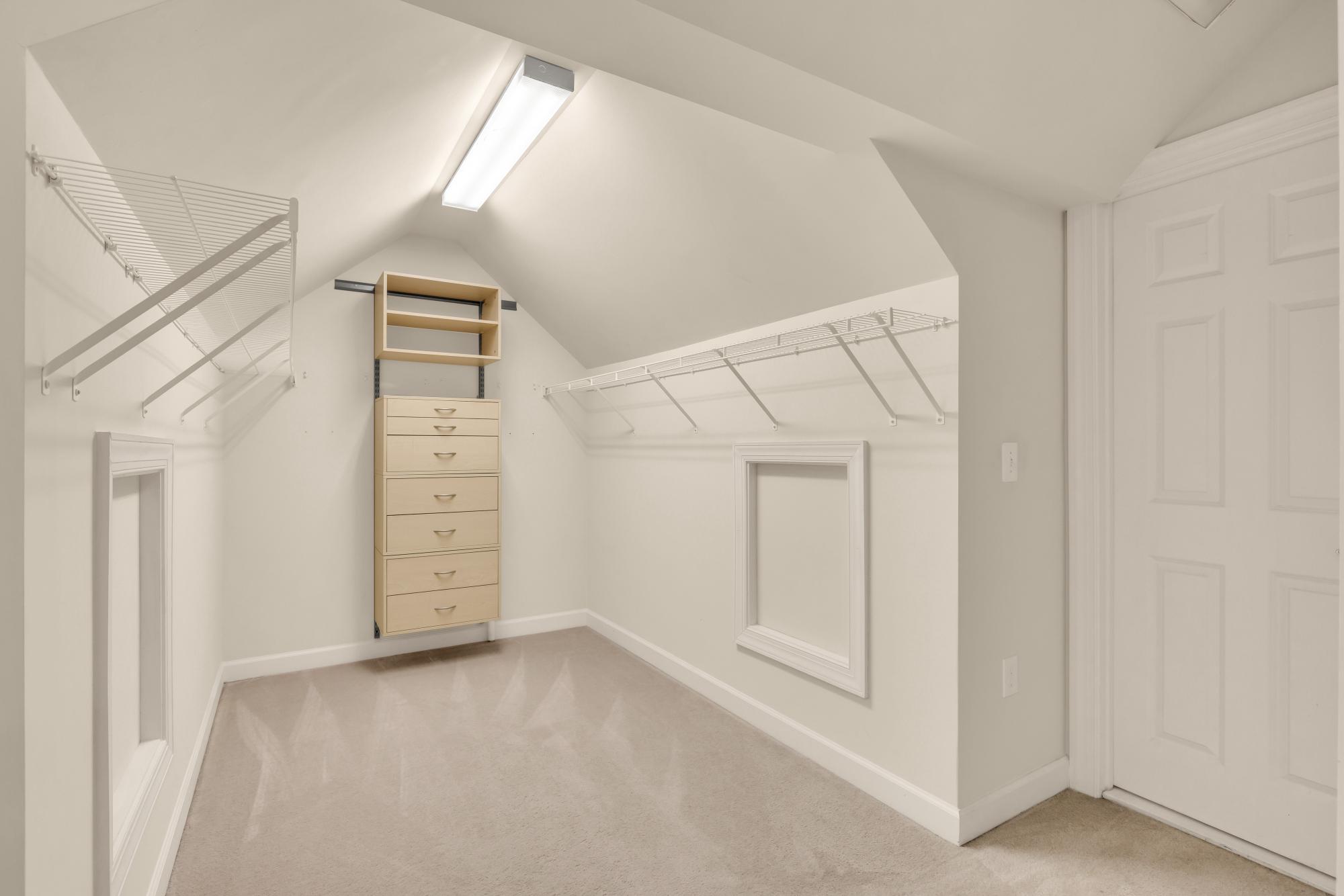  3232 Lost Pond Court, Triangle, VA, 22172 - 物件實景