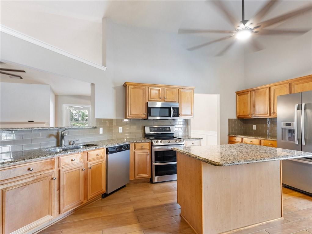 Flowery Branch, Georgia, 30542, United States, 4 Bedrooms Bedrooms, ,5 BathroomsBathrooms,Residential,For Sale,1840900