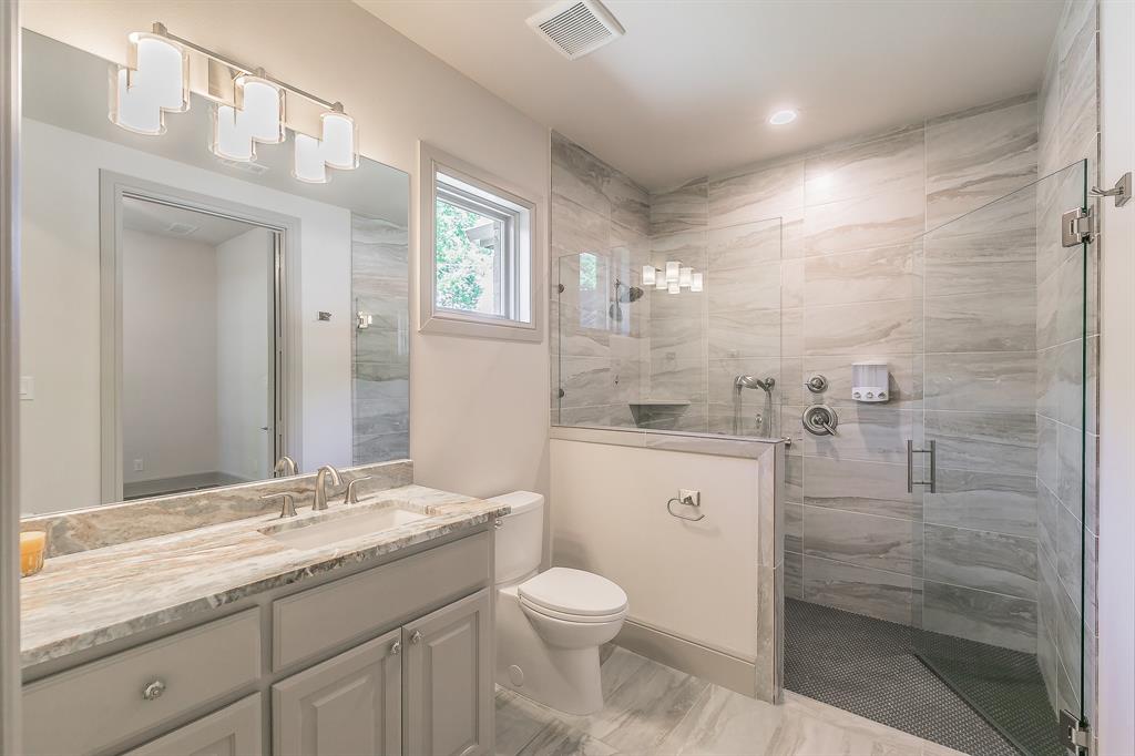 Grapevine, Texas, 76051, United States, 3 Bedrooms Bedrooms, ,4 BathroomsBathrooms,Residential,For Sale,1905682