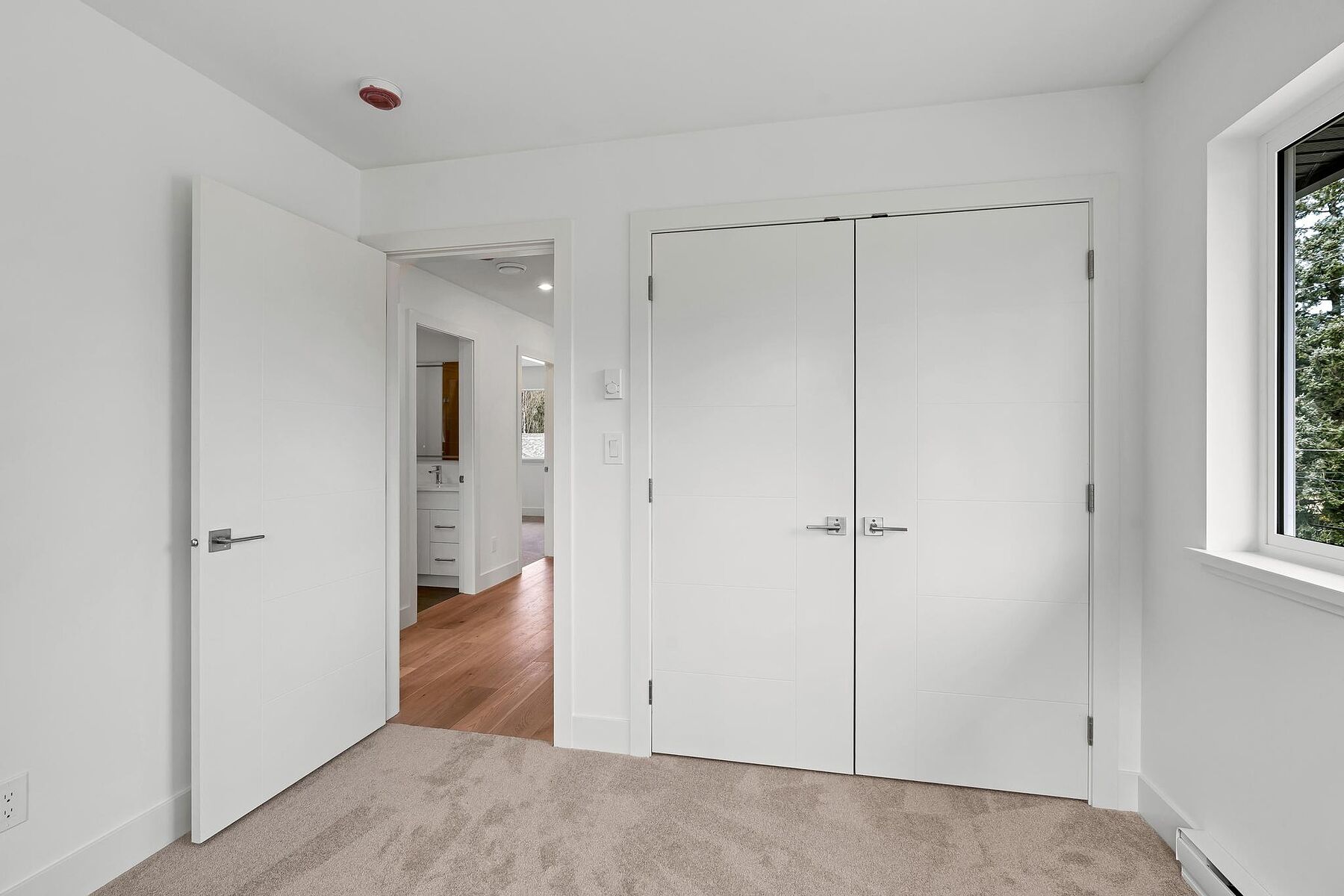  Brand New Gordon Head Townhome - 物件實景