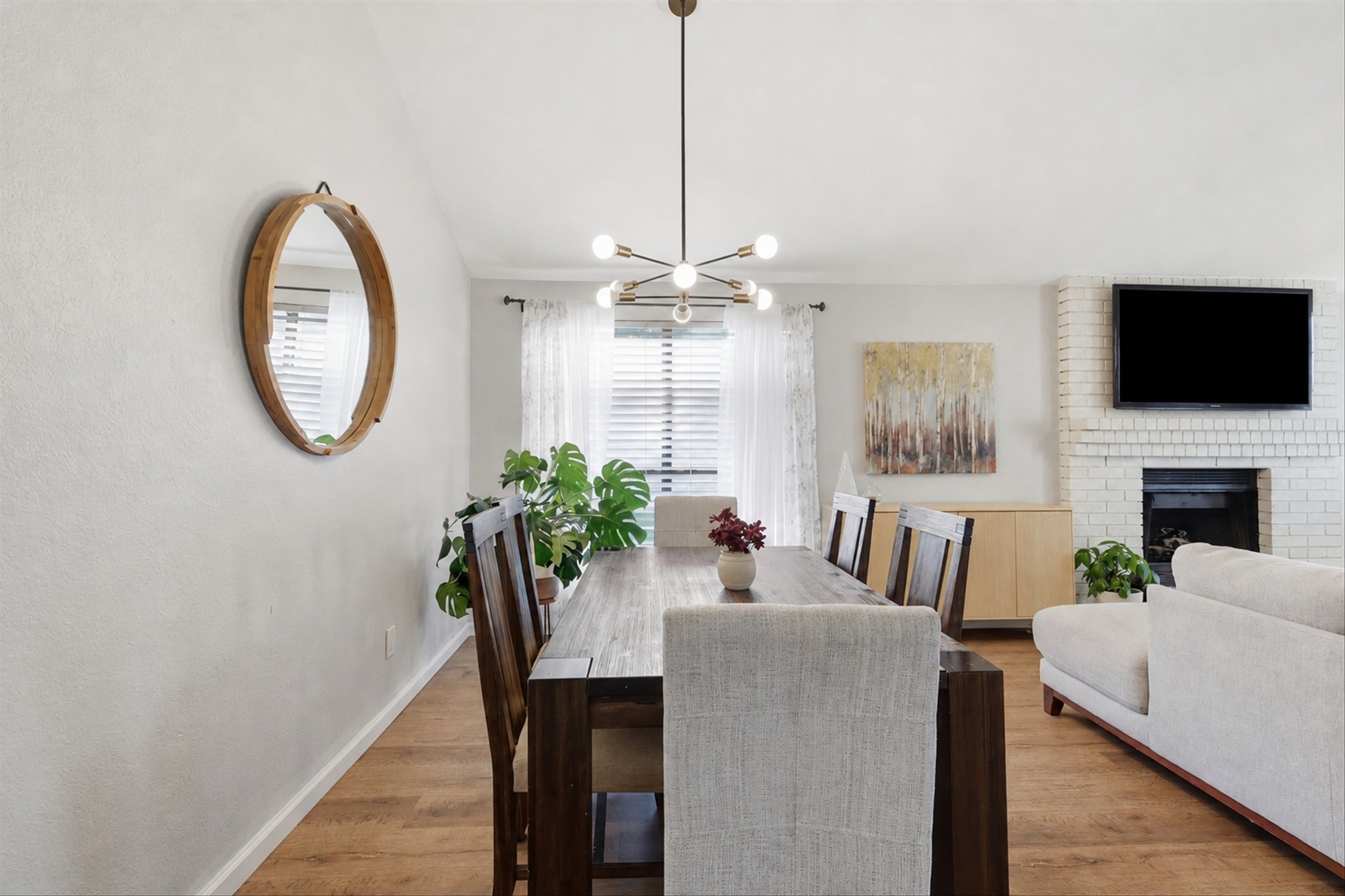  Beautifully Updated in Rowlett with a 2.75% Assumable FHA Loan - 物件實景