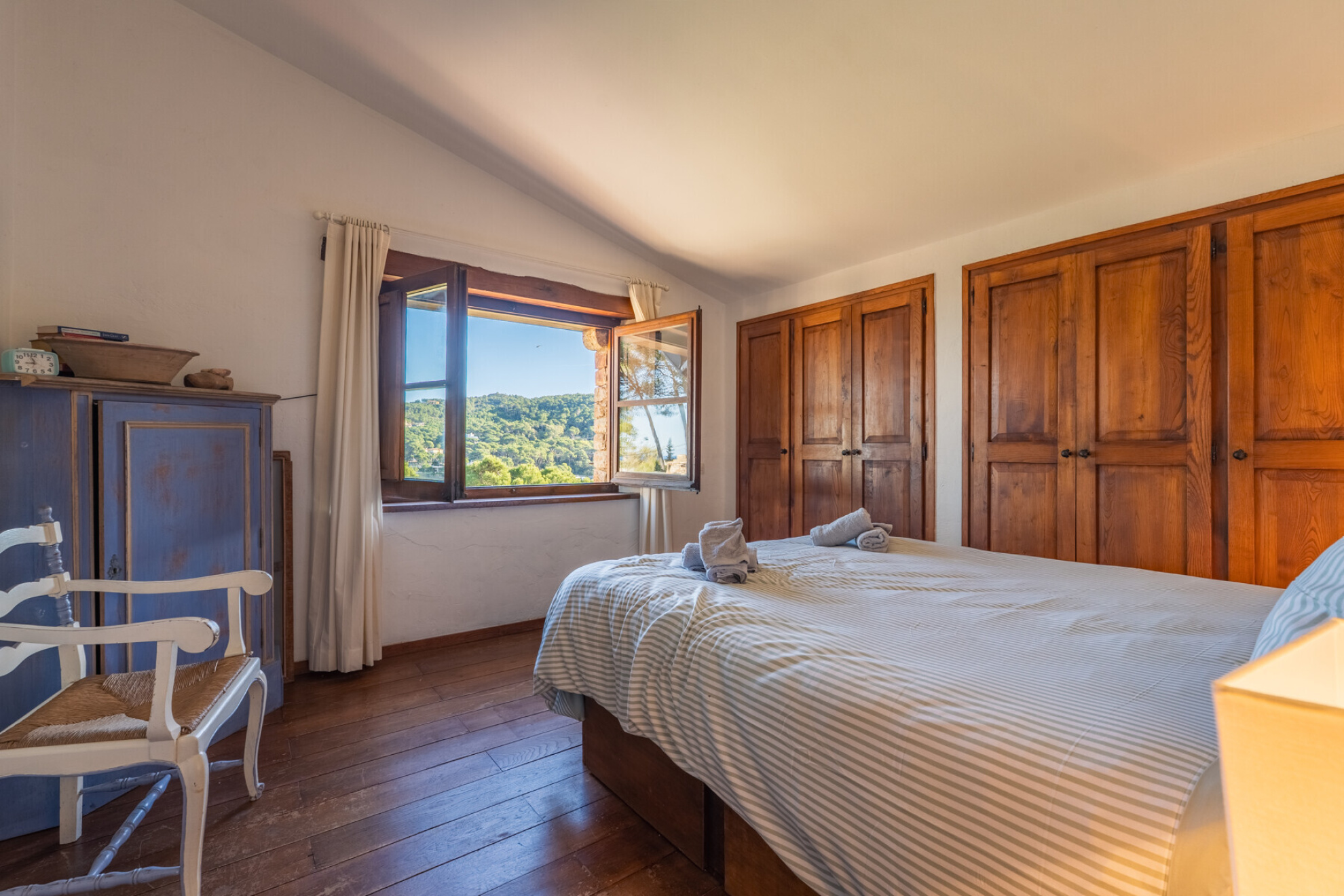  Unique property with sea views in Sa Riera, Begur - 物件實景