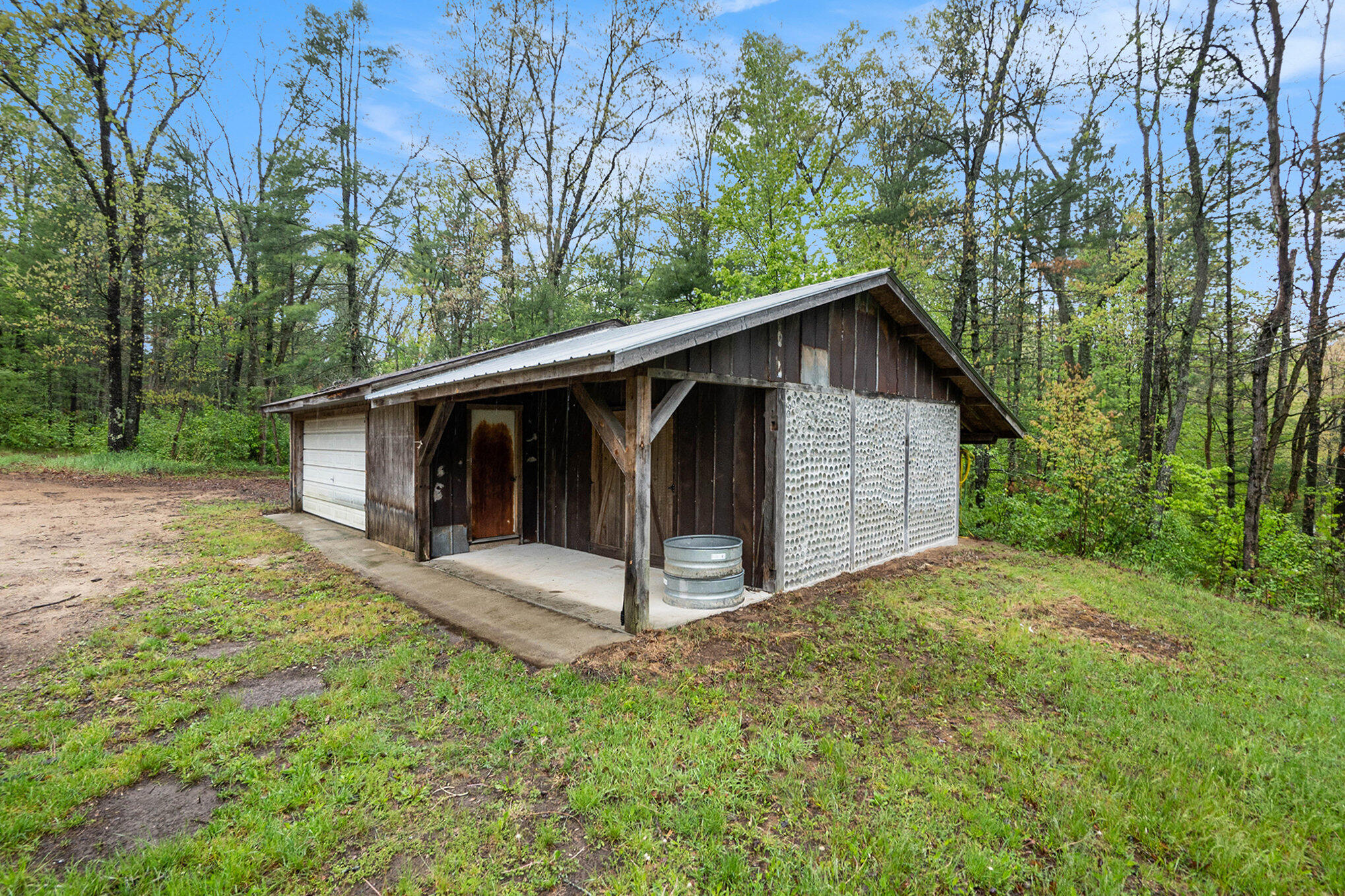 White Cloud, Michigan, 49349, United States, 5 Bedrooms Bedrooms, ,4 BathroomsBathrooms,Residential,For Sale,1807044