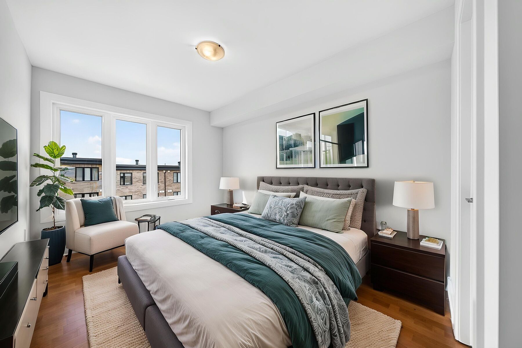  Brand New Luxurious Townhome - 物件實景