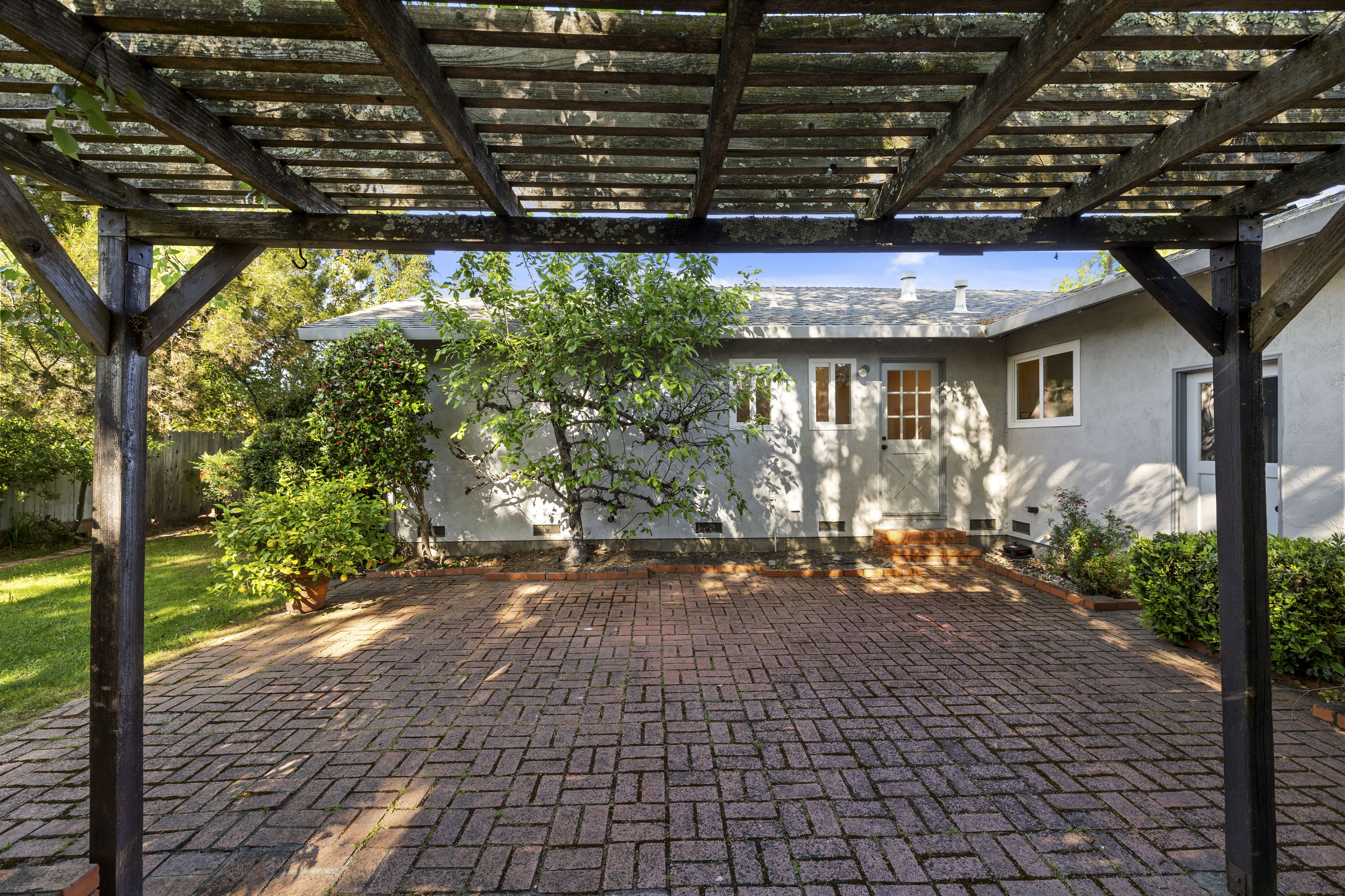  An Exceptional Wine Country Opportunity in the Heart of Yountville - 物件實景