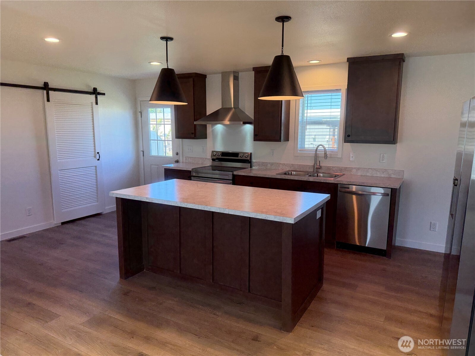 Pleasant Ave, Grandview, WA 98930 #1