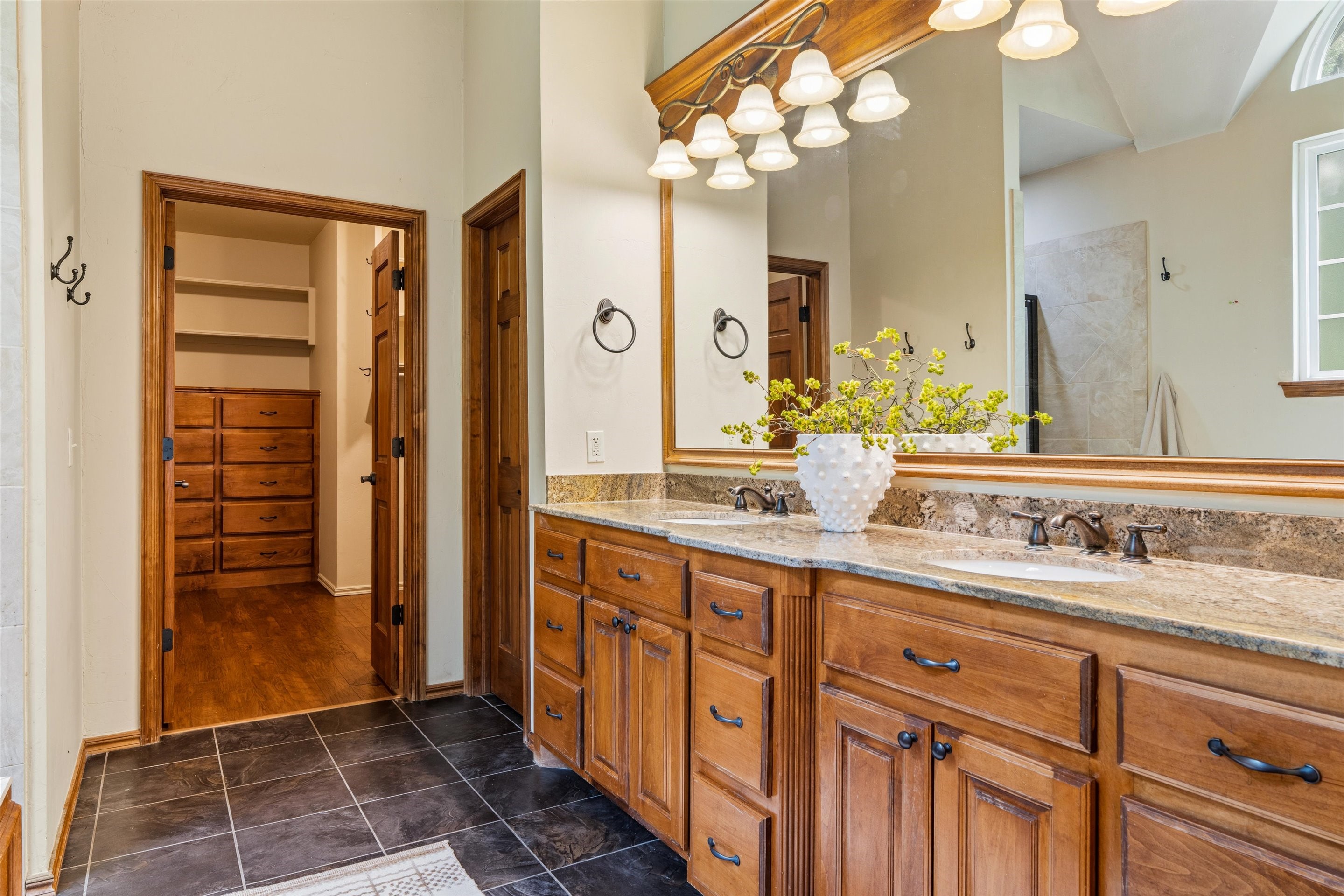  6405 Valley Ridge Drive, Edmond, OK 73034 - 物件實景