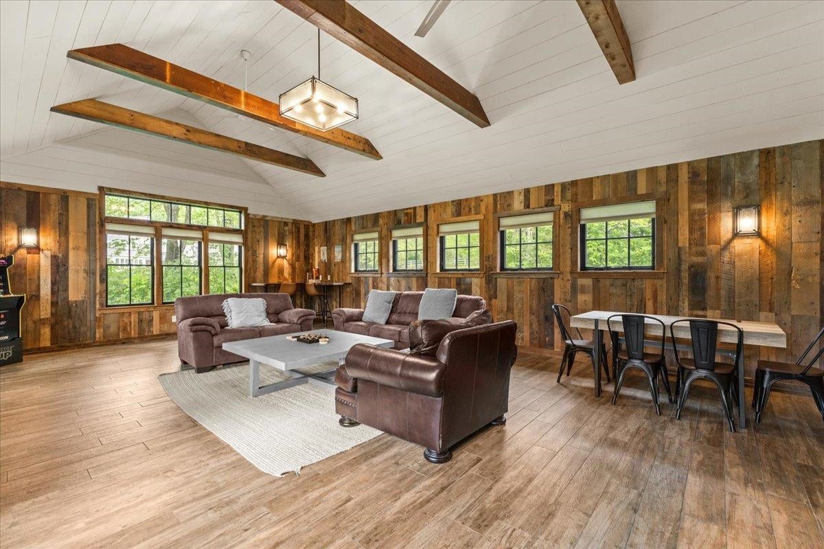 Stowe, Vermont, 05672, United States, 5 Bedrooms Bedrooms, ,7 BathroomsBathrooms,Residential,For Sale,1875535