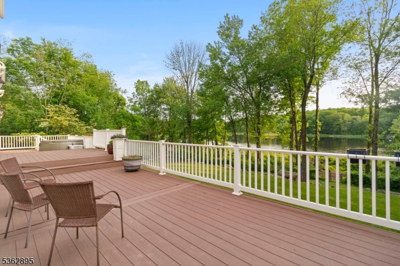 Sparta Twp., New Jersey, 07871, United States, 4 Bedrooms Bedrooms, ,4 BathroomsBathrooms,Residential,For Sale,1847599