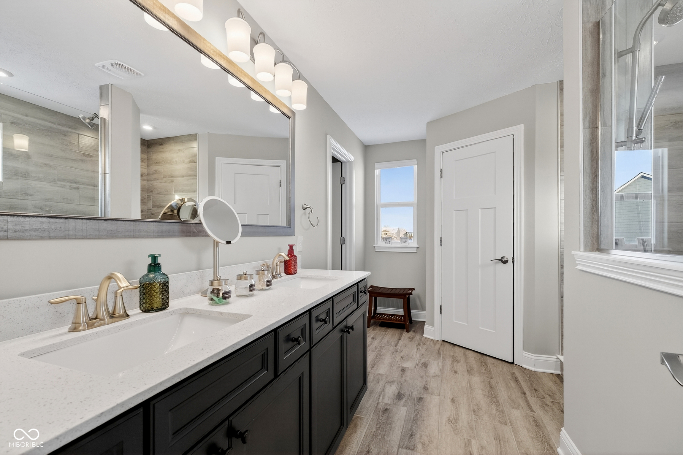 Fishers, Indiana, 46037, United States, 4 Bedrooms Bedrooms, ,3 BathroomsBathrooms,Residential,For Sale,2013511