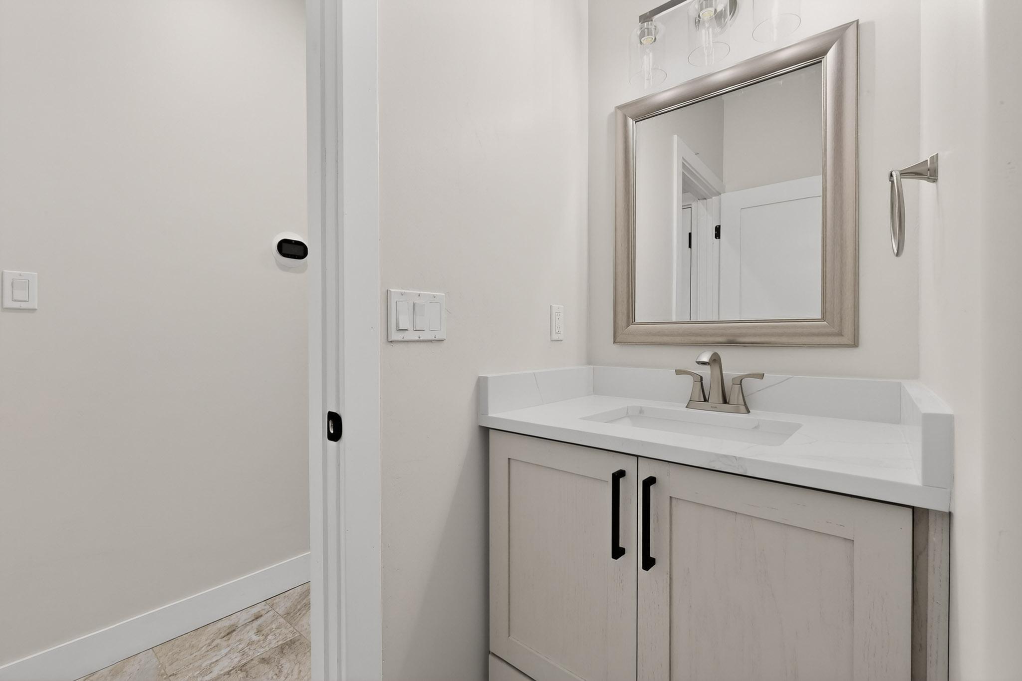 Edgewood, New Mexico, 87105, United States, 3 Bedrooms Bedrooms, ,3 BathroomsBathrooms,Residential,For Sale,2002461