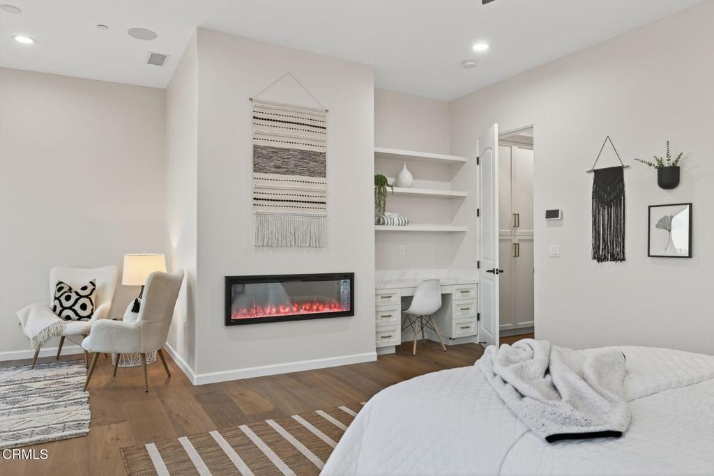 Ventura, California, 93003, United States, 4 Bedrooms Bedrooms, ,4 BathroomsBathrooms,Residential,For Sale,1912108