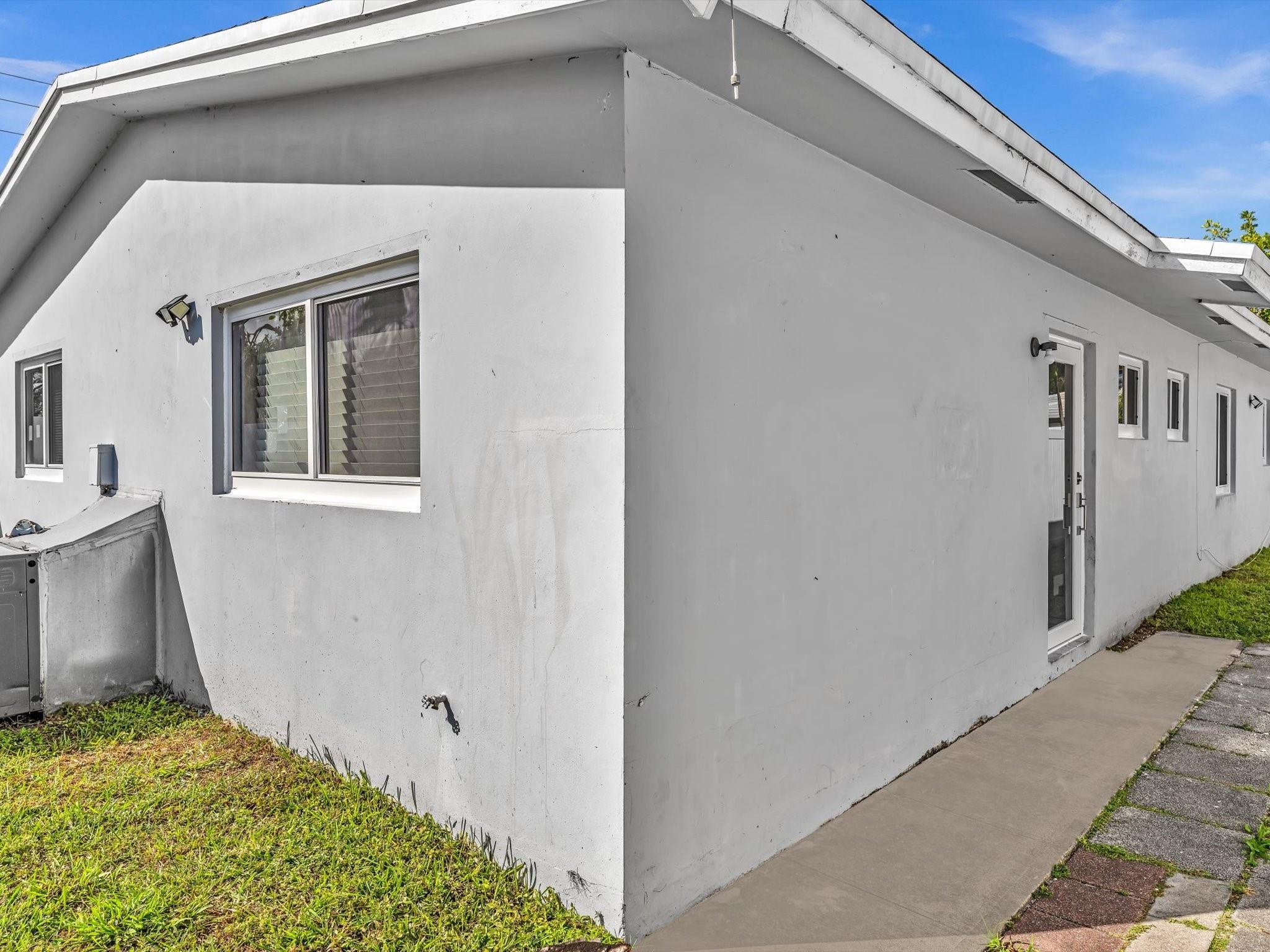 Oakland Park, Florida, 33309, United States, 3 Bedrooms Bedrooms, ,2 BathroomsBathrooms,Residential,For Sale,1984099