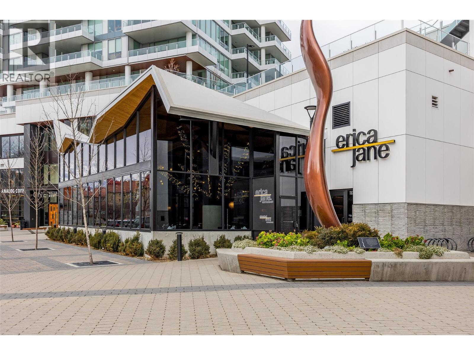 KELOWNA, British Columbia, V1Y 0J4, CA, 2 Bedrooms Bedrooms, ,2 BathroomsBathrooms,Residential,For Sale,1910840