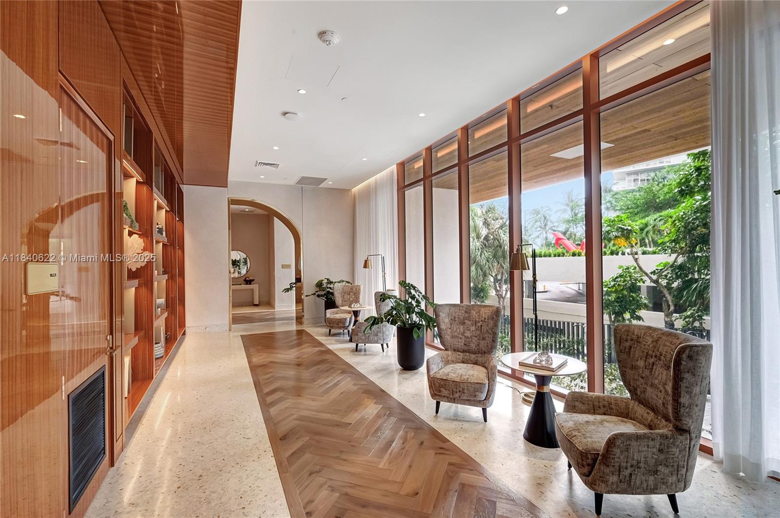 Miami, Florida, 33133, United States, 4 Bedrooms Bedrooms, ,4 BathroomsBathrooms,Residential,For Sale,1898315