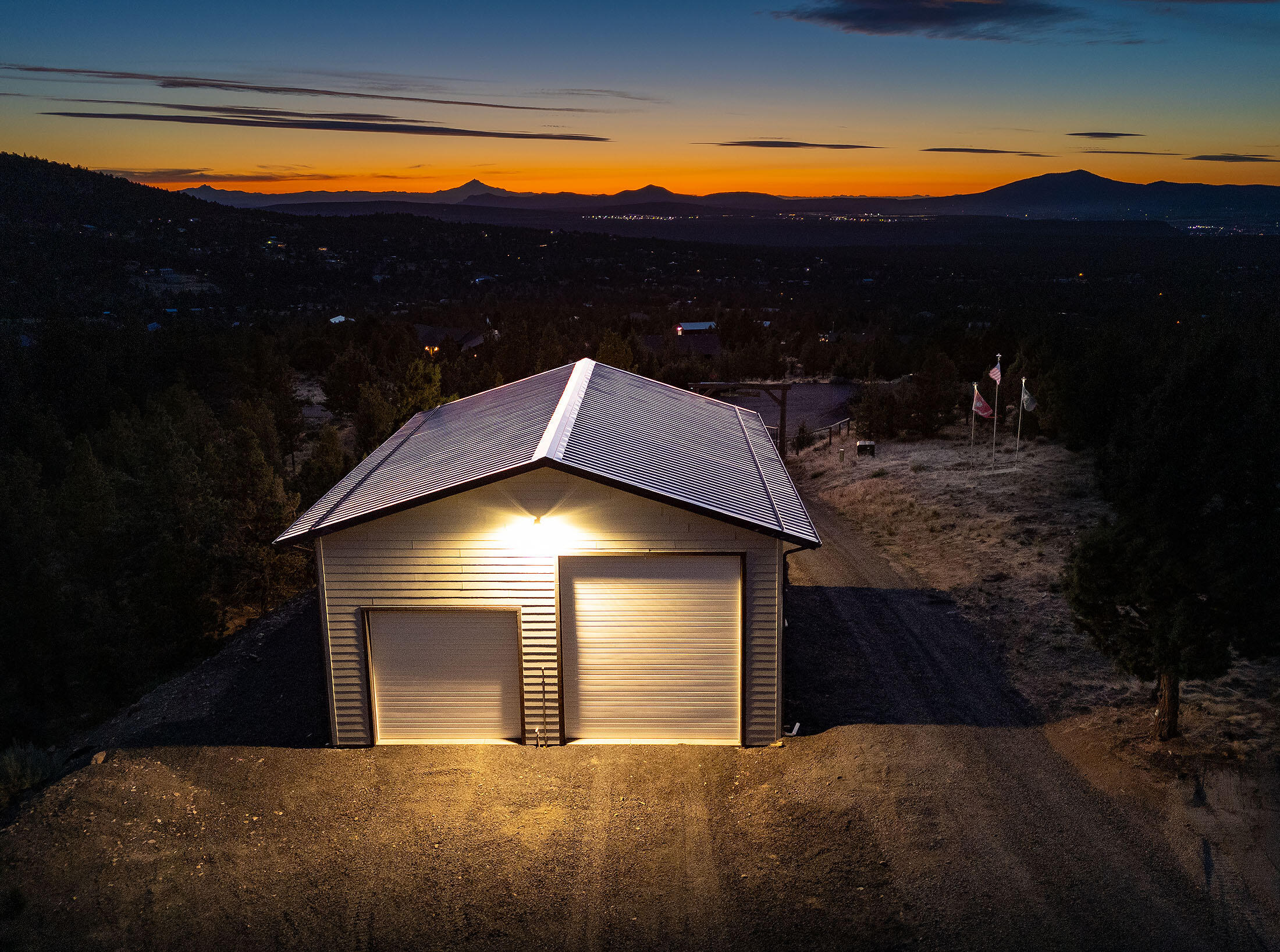 Prineville, Oregon, 97754, United States, 3 Bedrooms Bedrooms, ,2 BathroomsBathrooms,Residential,For Sale,1903608