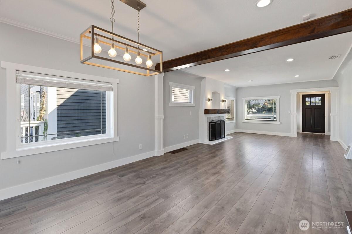 TACOMA, Washington, 98407, United States, 3 Bedrooms Bedrooms, ,3 BathroomsBathrooms,Residential,For Sale,1900882