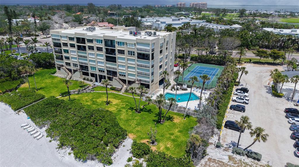 Longboat Key, Florida, 34228, United States, 3 Bedrooms Bedrooms, ,2 BathroomsBathrooms,Residential,For Sale,1793639