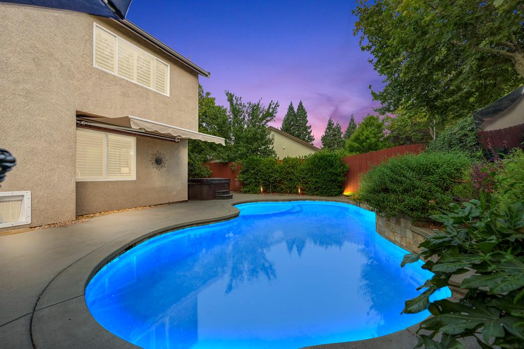Roseville, California, 95747, United States, 6 Bedrooms Bedrooms, ,4 BathroomsBathrooms,Residential,For Sale,1940337