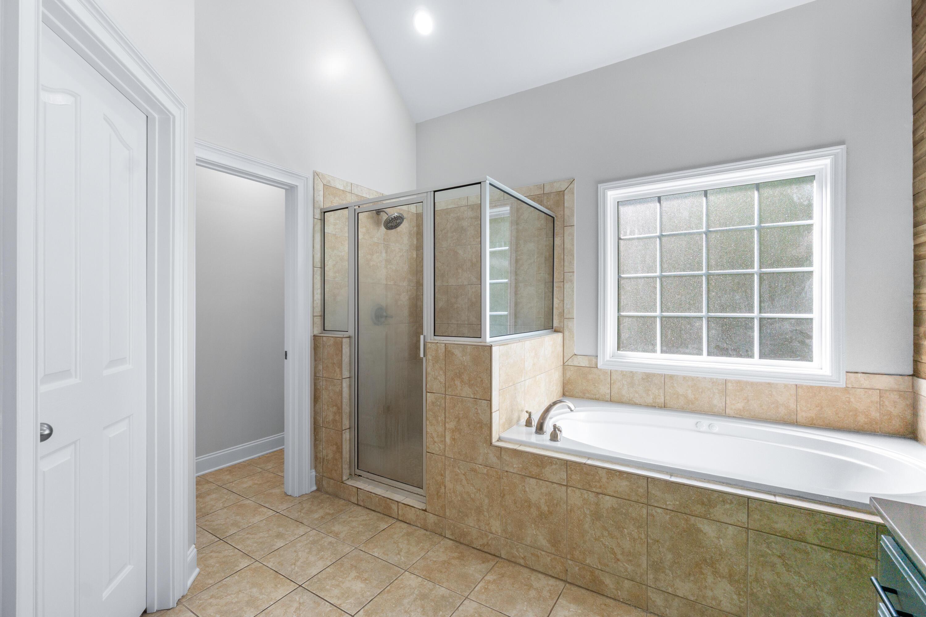 LaFayette, Georgia, 30728, United States, 5 Bedrooms Bedrooms, ,3 BathroomsBathrooms,Residential,For Sale,1883031