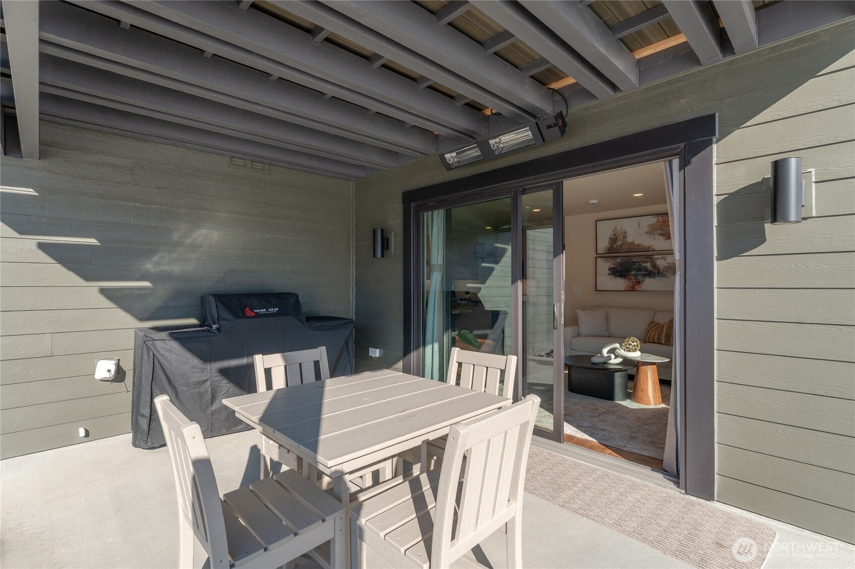 Manson, Washington, 98831, United States, 1 Bedroom Bedrooms, ,1 BathroomBathrooms,Residential,For Sale,1846564