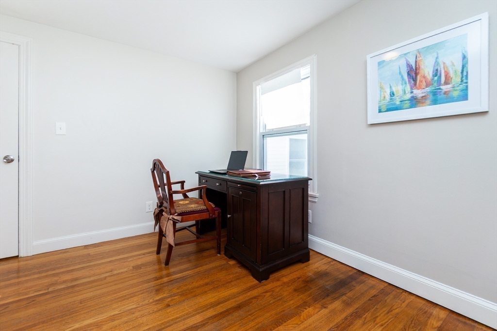 Peabody, Massachusetts, 01960, United States, 4 Bedrooms Bedrooms, ,3 BathroomsBathrooms,Residential,For Sale,1995158