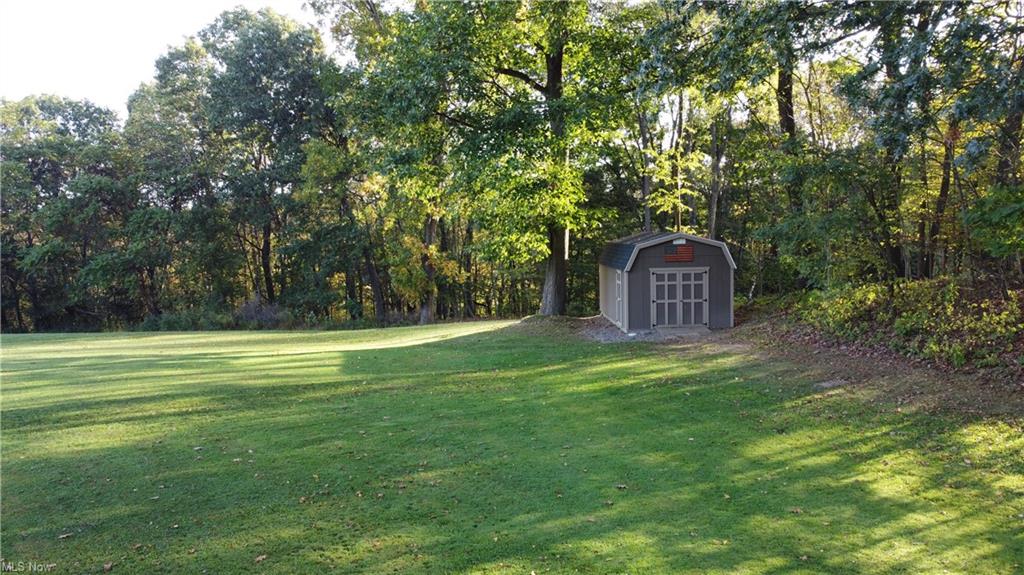 Chester, West Virginia, 26034, United States, 3 Bedrooms Bedrooms, ,3 BathroomsBathrooms,Residential,For Sale,1975770