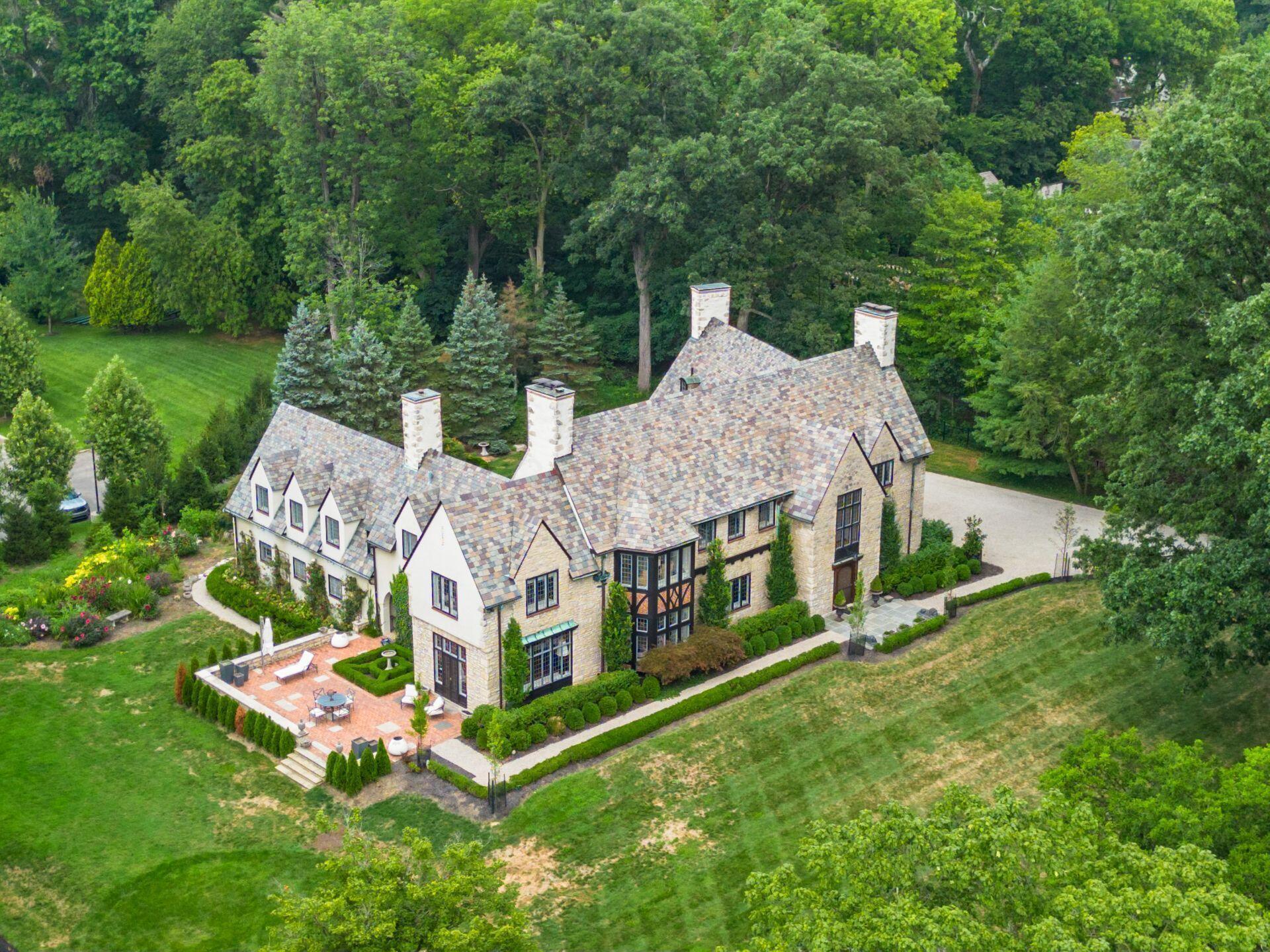 Bexley, Ohio, 43209, United States, 5 Bedrooms Bedrooms, ,6 BathroomsBathrooms,Residential,For Sale,1920055