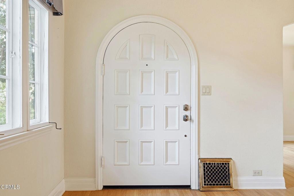 Pasadena, California, 91104, United States, 3 Bedrooms Bedrooms, ,1 BathroomBathrooms,Residential,For Sale,1993428