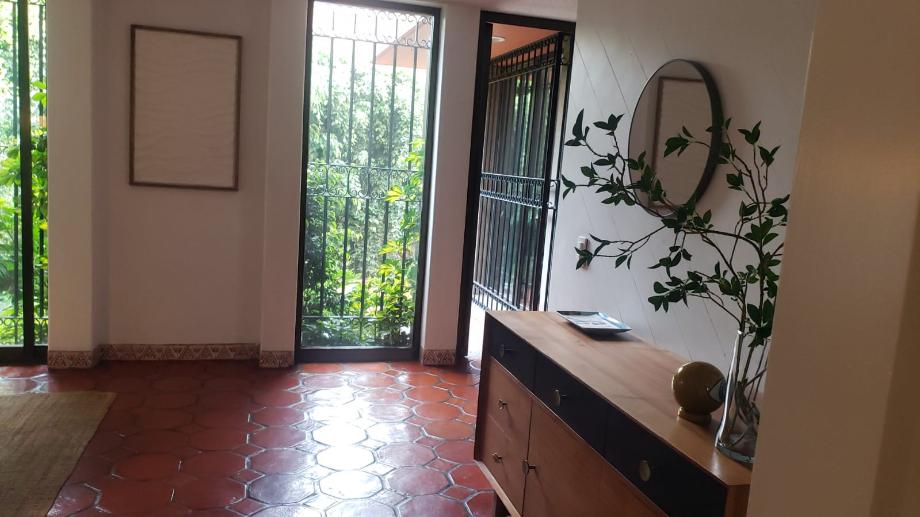 Álvaro Obregón, Ciudad de México, 01000, Mexico, 3 Bedrooms Bedrooms, ,3 BathroomsBathrooms,Residential,For Sale,1948790
