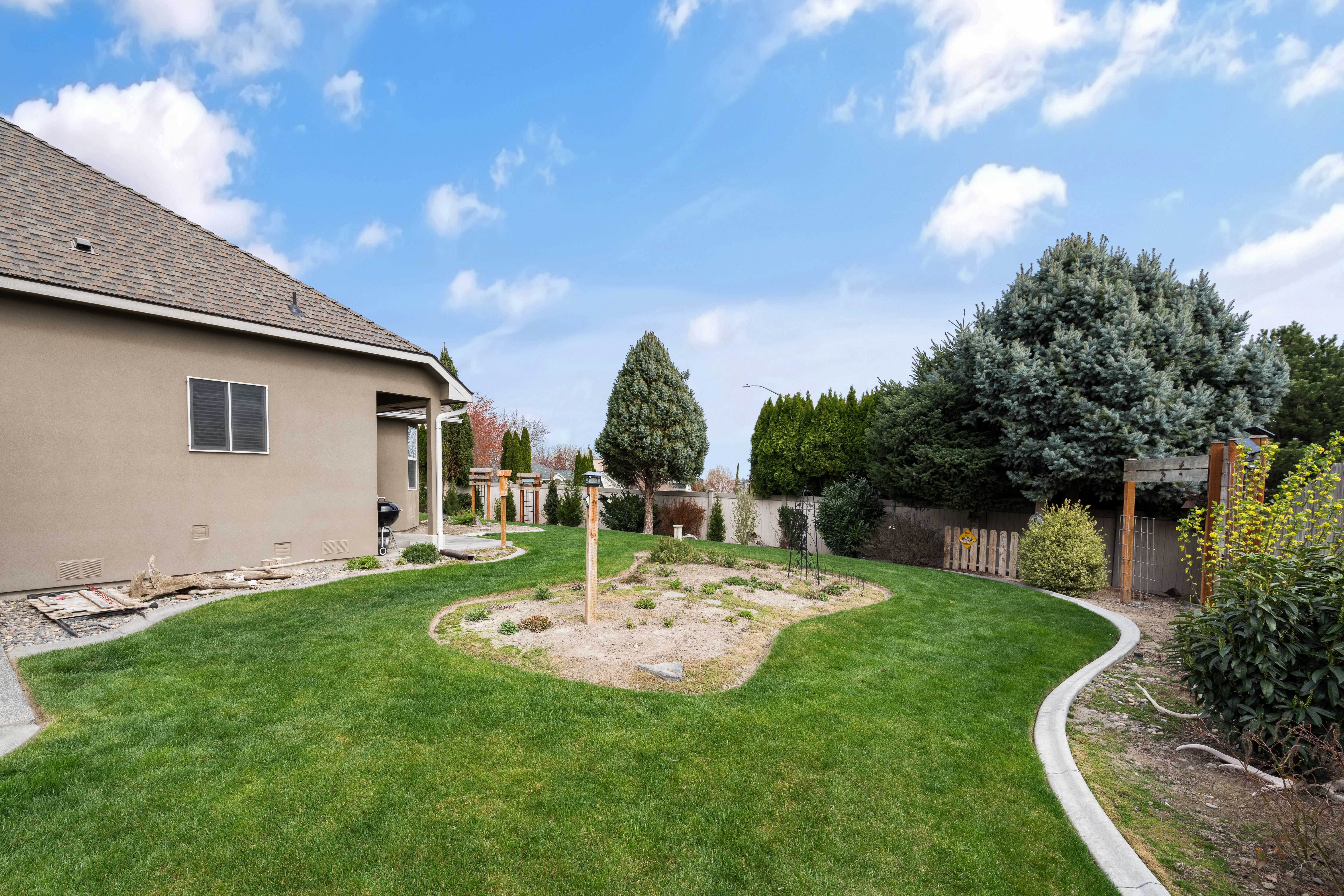  Beautifully Maintained South Richland Home - 物件實景