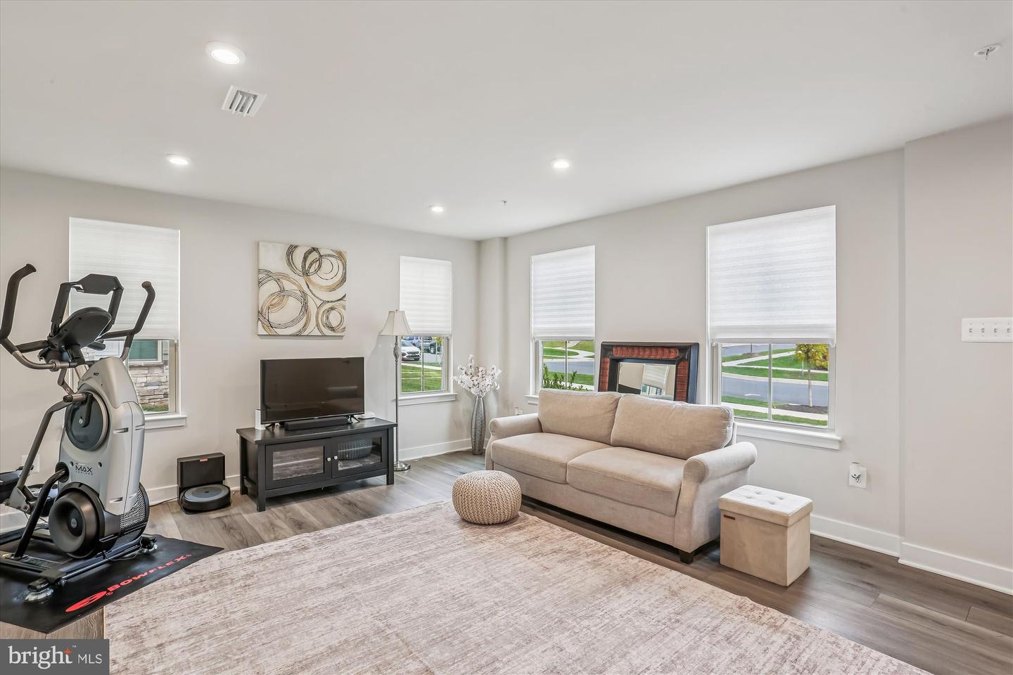 Frederick, Maryland, 21703, United States, 3 Bedrooms Bedrooms, ,3 BathroomsBathrooms,Residential,For Sale,1973217