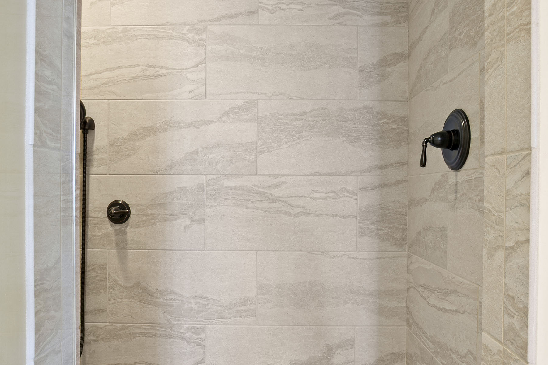  AQUALEA RESIDENCES CONDO - 物件實景