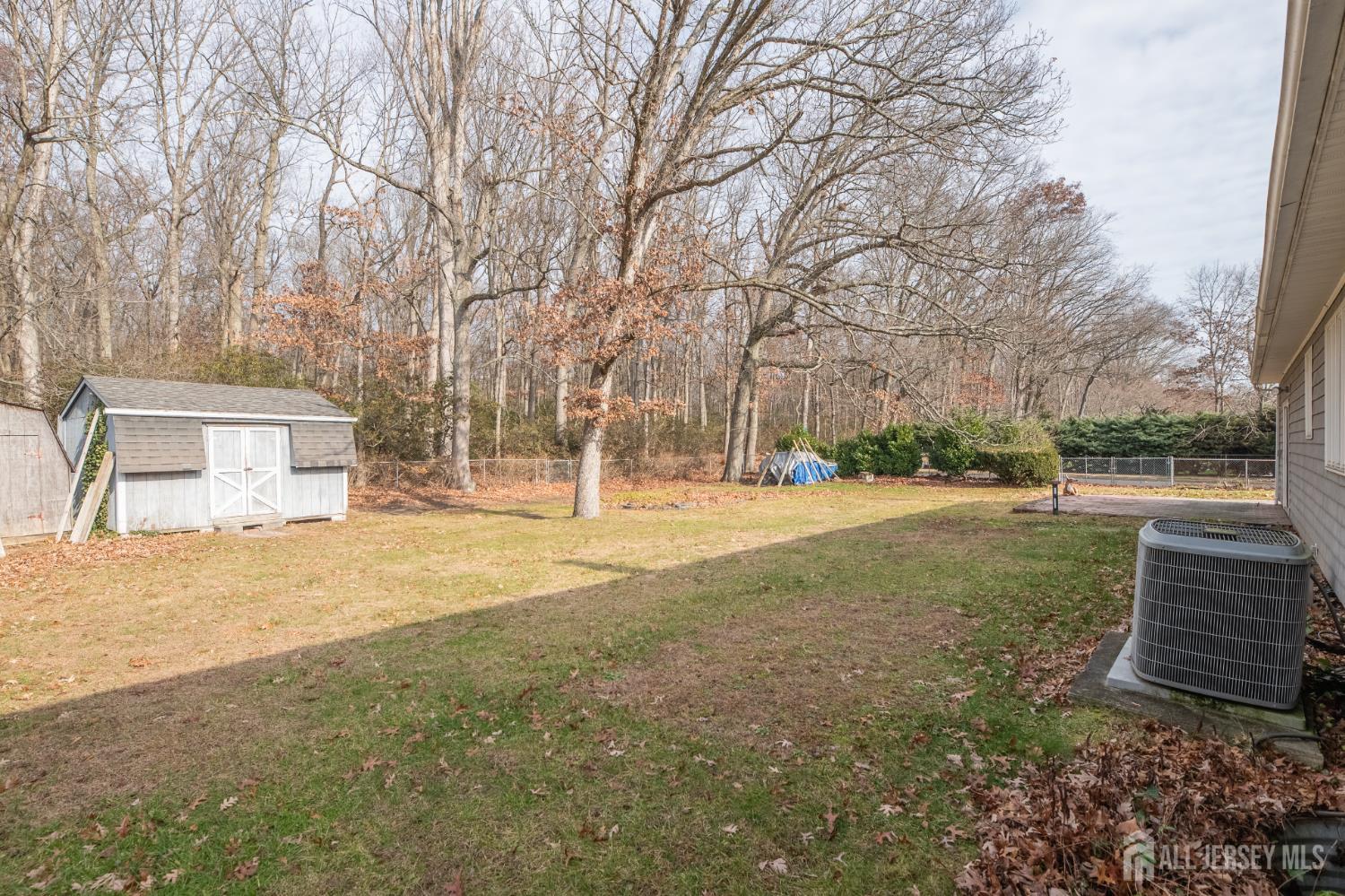 East Brunswick, New Jersey, 08816, United States, 3 Bedrooms Bedrooms, ,2 BathroomsBathrooms,Residential,For Sale,2002265