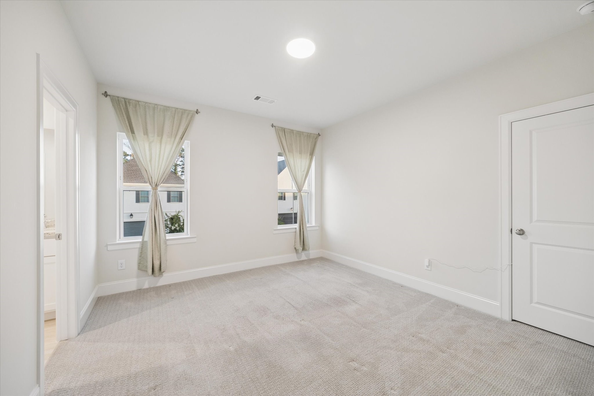  25233 Liberty Mill Drive - 物件實景