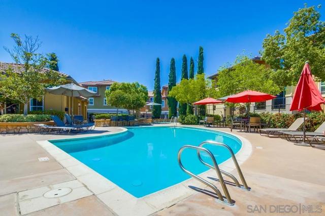 Santee, California, 92071, United States, 2 Bedrooms Bedrooms, ,2 BathroomsBathrooms,Residential,For Sale,1929099