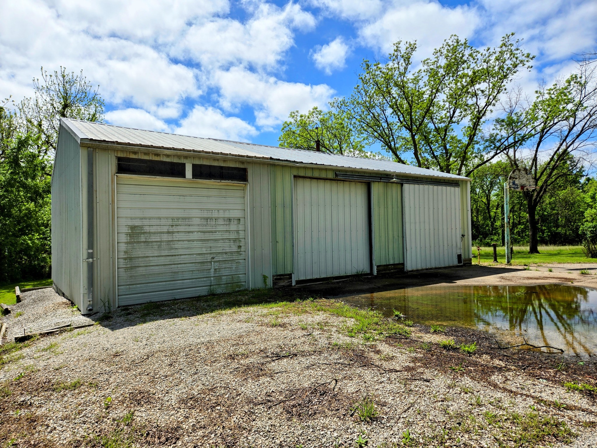 Center, Missouri, 63436, United States, 3 Bedrooms Bedrooms, ,1 BathroomBathrooms,Residential,For Sale,2043606