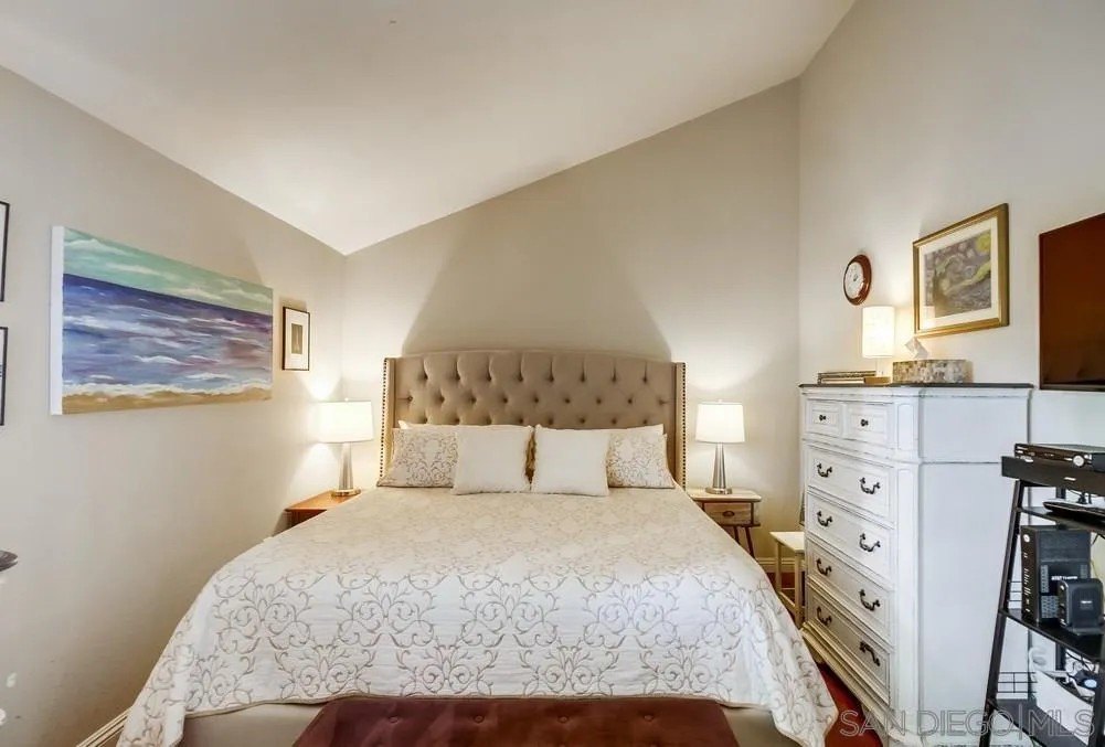 San Diego, California, 92122, United States, 1 Bedroom Bedrooms, ,1 BathroomBathrooms,Residential,For Sale,1991201