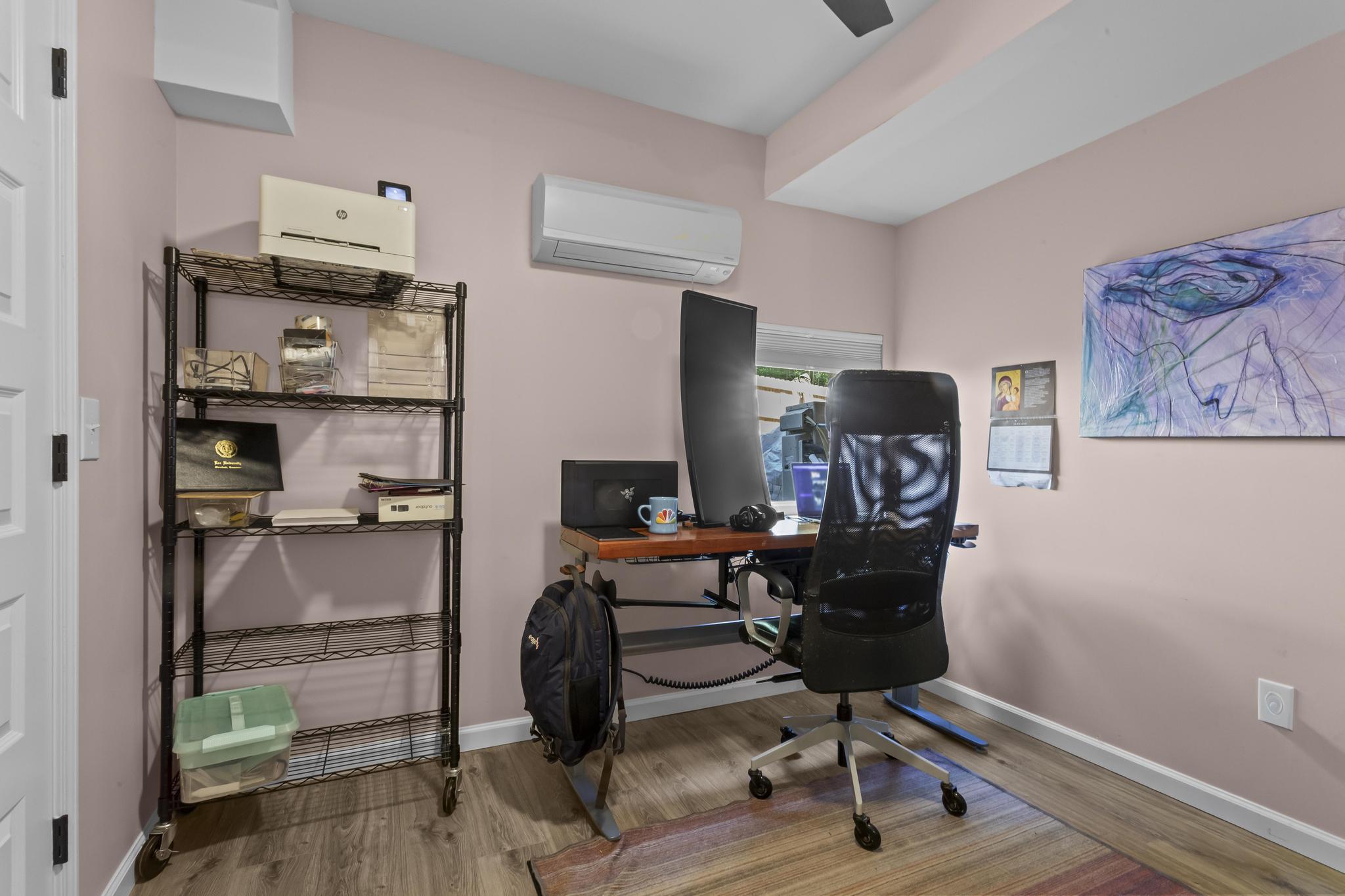  Thoughtfully Designed, Fully Renovated Home - 物件實景