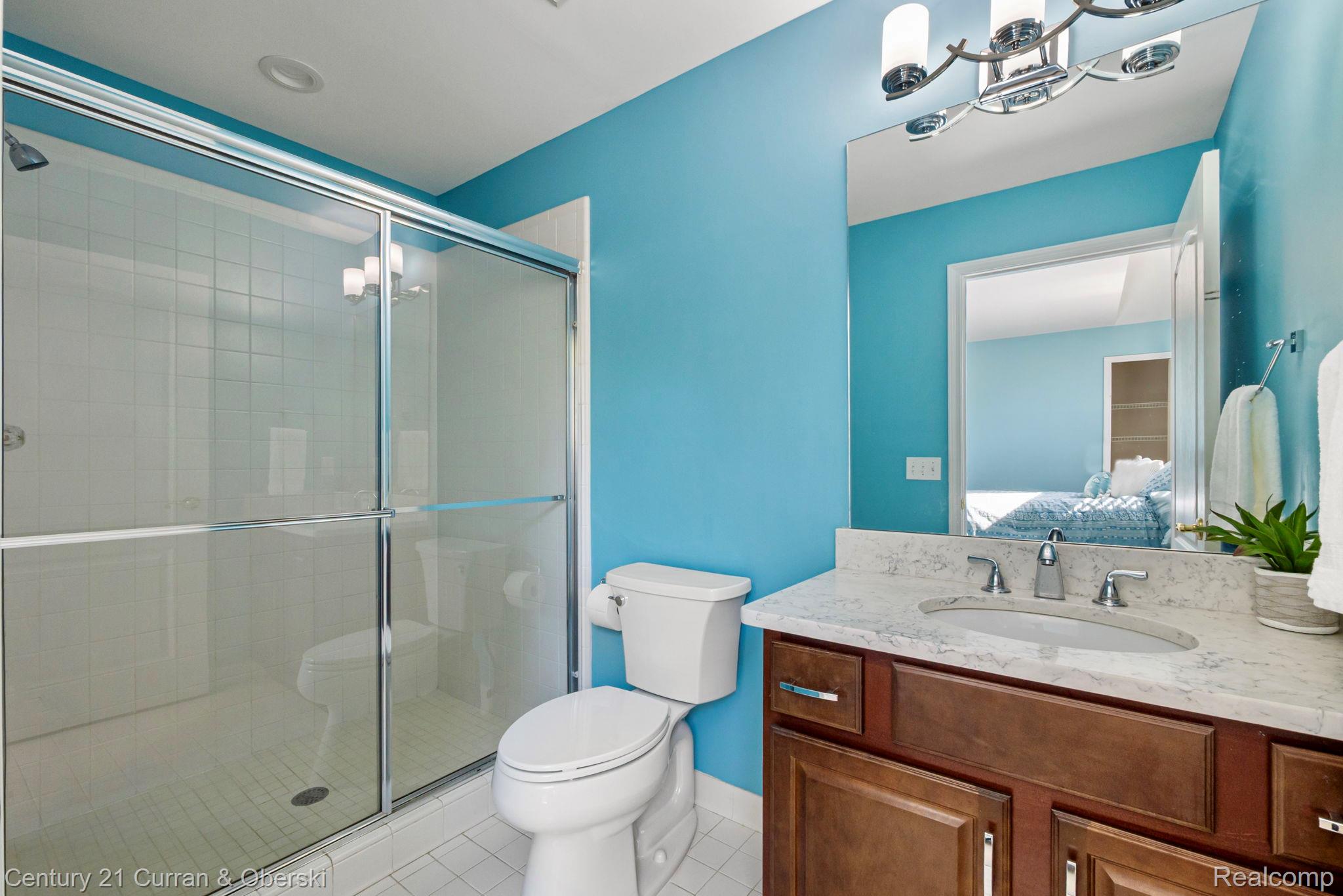 Novi, Michigan, 48374, United States, 4 Bedrooms Bedrooms, ,6 BathroomsBathrooms,Residential,For Sale,1914653