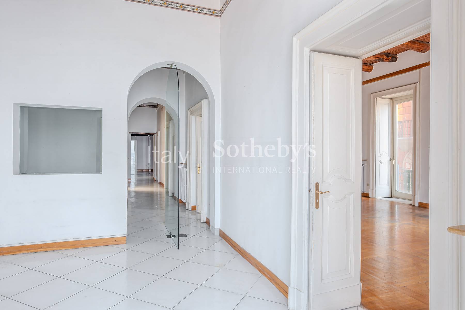  Spacious panoramic apartment in Via Partenope - 物件實景
