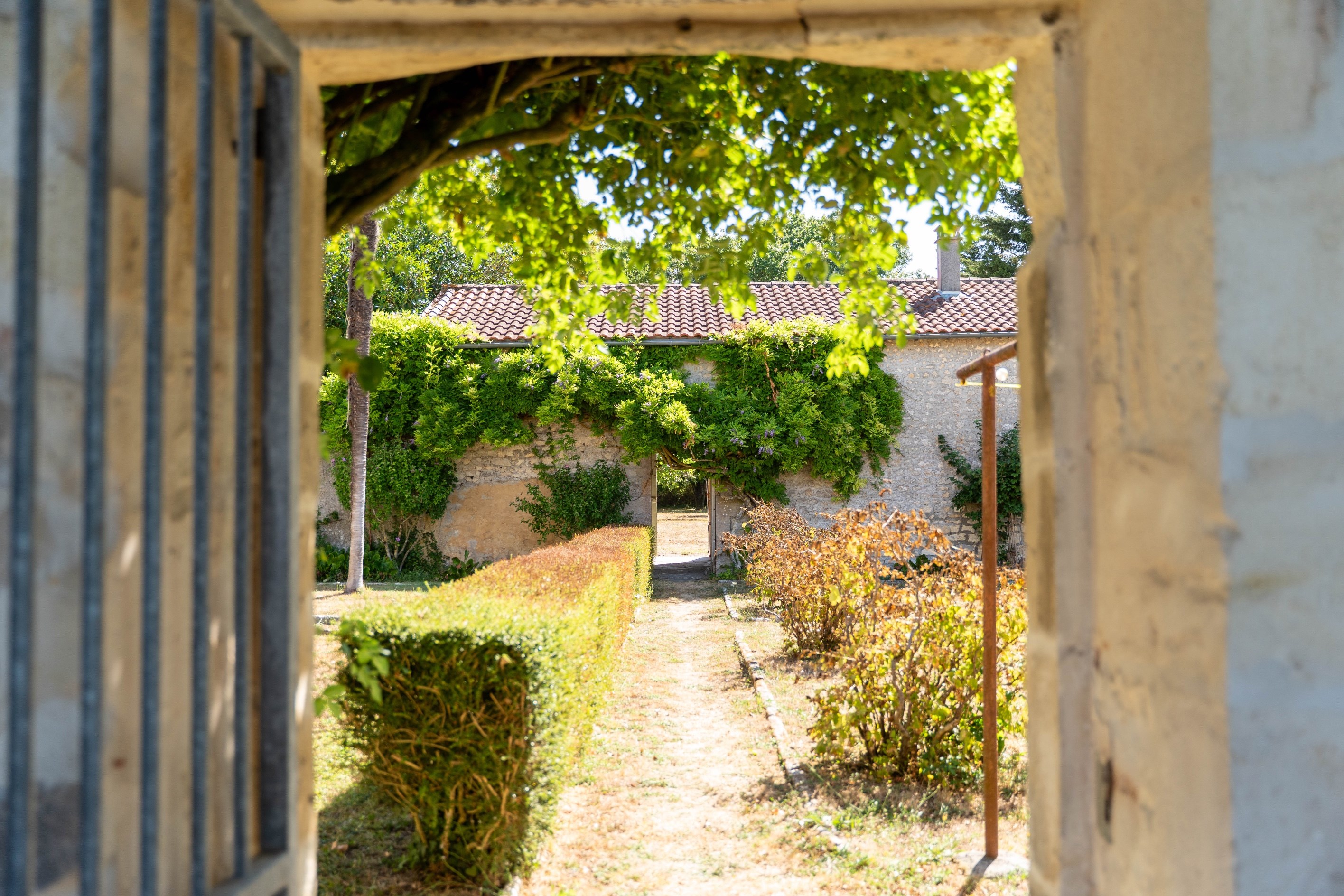  Character Property at the Confluence of the Charente and Boutonne Rivers - 物件實景