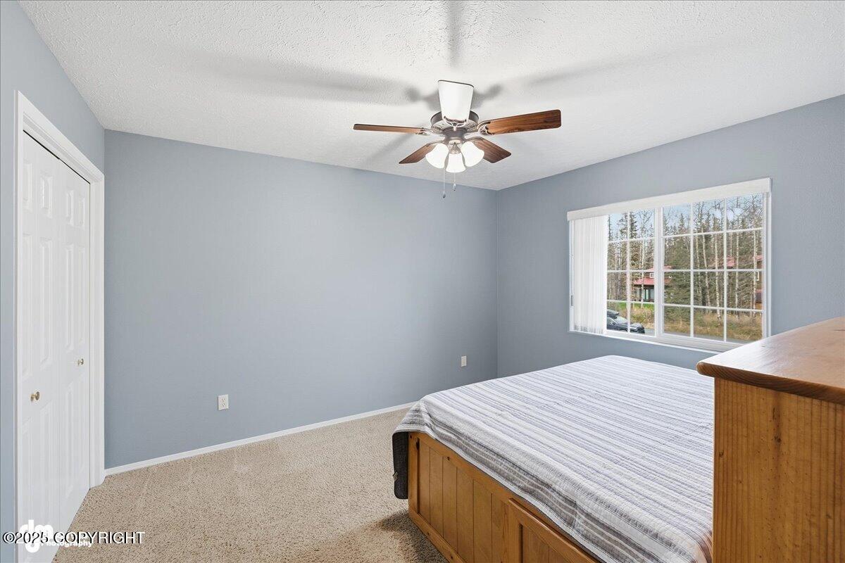 Kenai, Alaska, 99611, United States, 4 Bedrooms Bedrooms, ,2 BathroomsBathrooms,Residential,For Sale,1985692