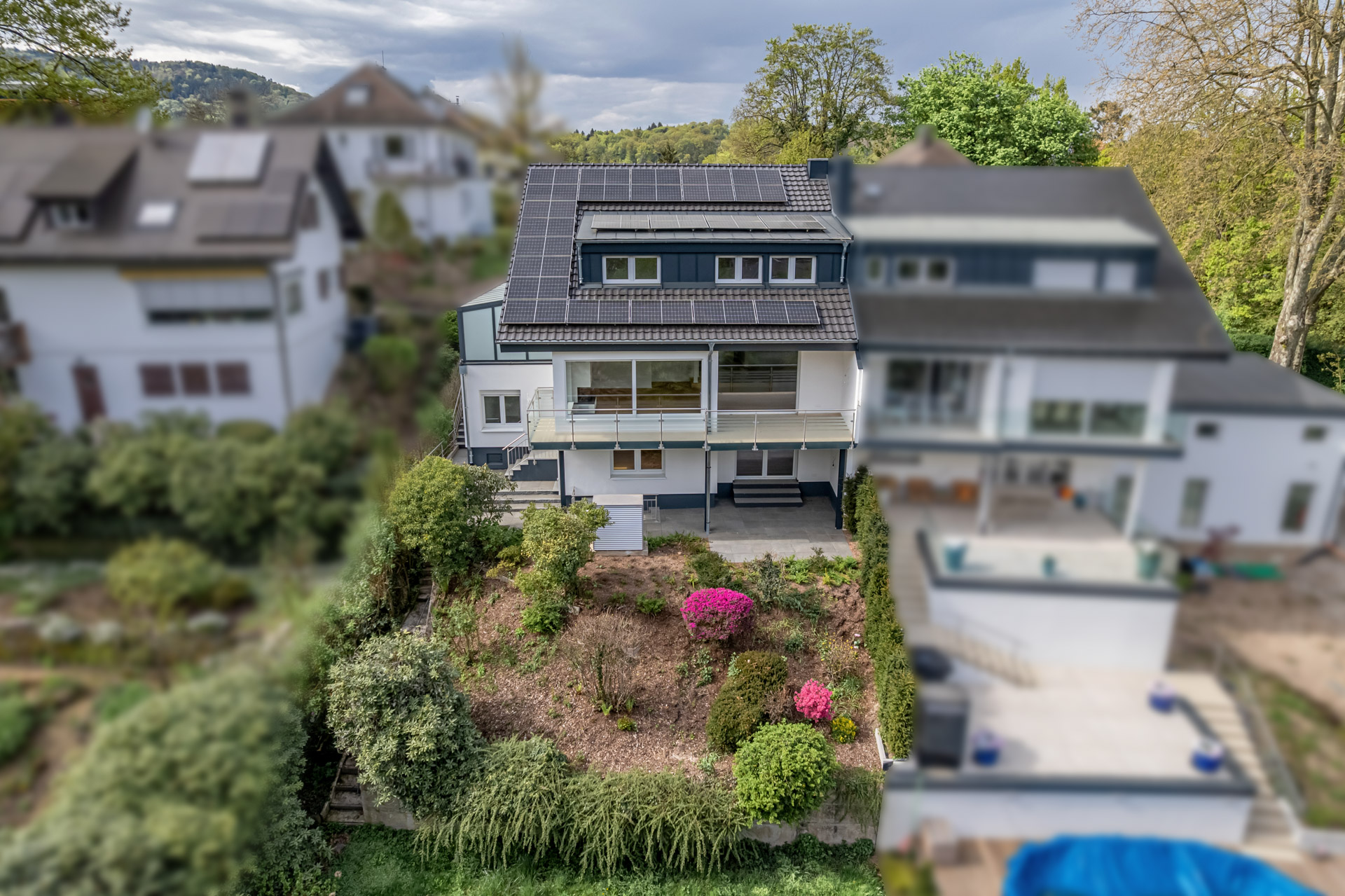  Stylishly renovated semi-detached house with unobstructable natural panorama - 物件實景