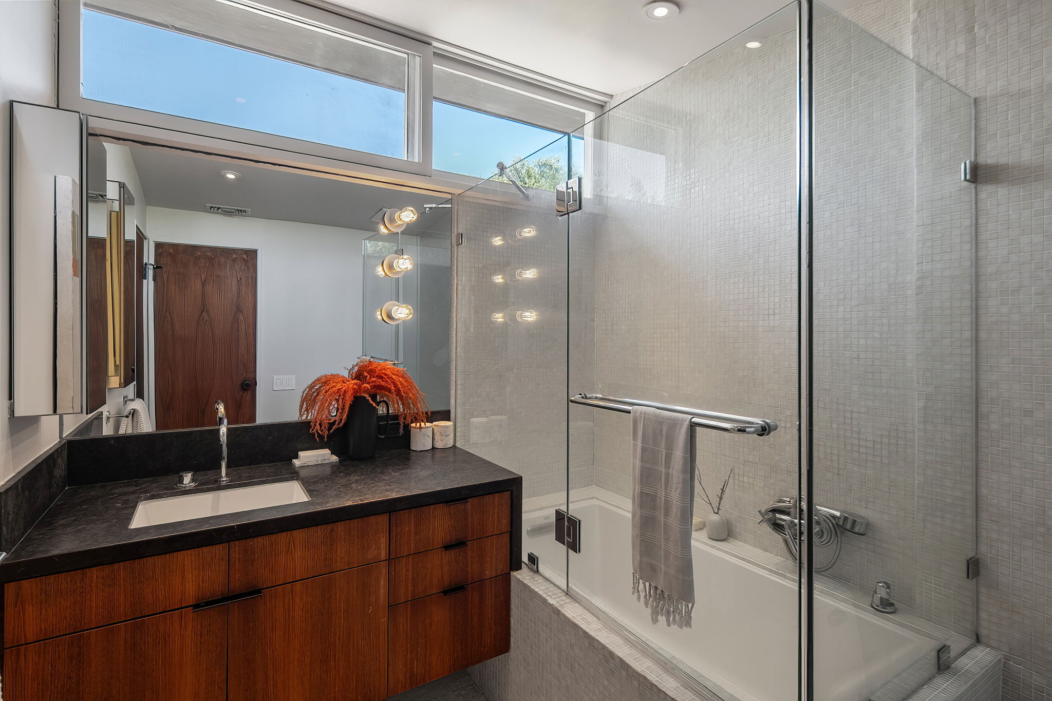  12362 W Sunset Boulevard - 物件實景