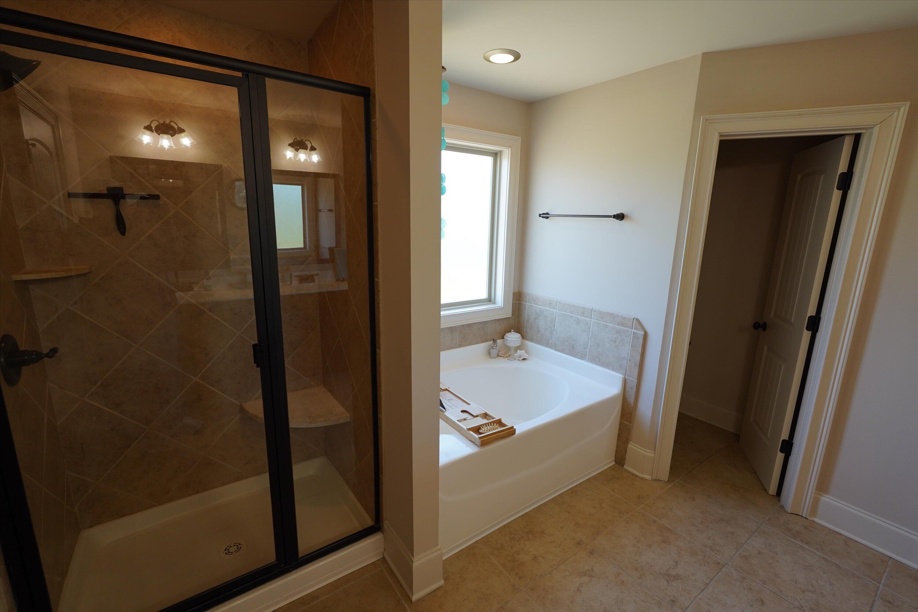 Grovetown, Georgia, 30813, United States, 5 Bedrooms Bedrooms, ,5 BathroomsBathrooms,Residential,For Sale,1975425