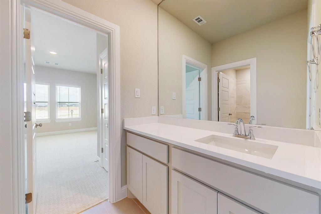Celina, Texas, 75009, United States, 5 Bedrooms Bedrooms, ,5 BathroomsBathrooms,Residential,For Sale,1818619