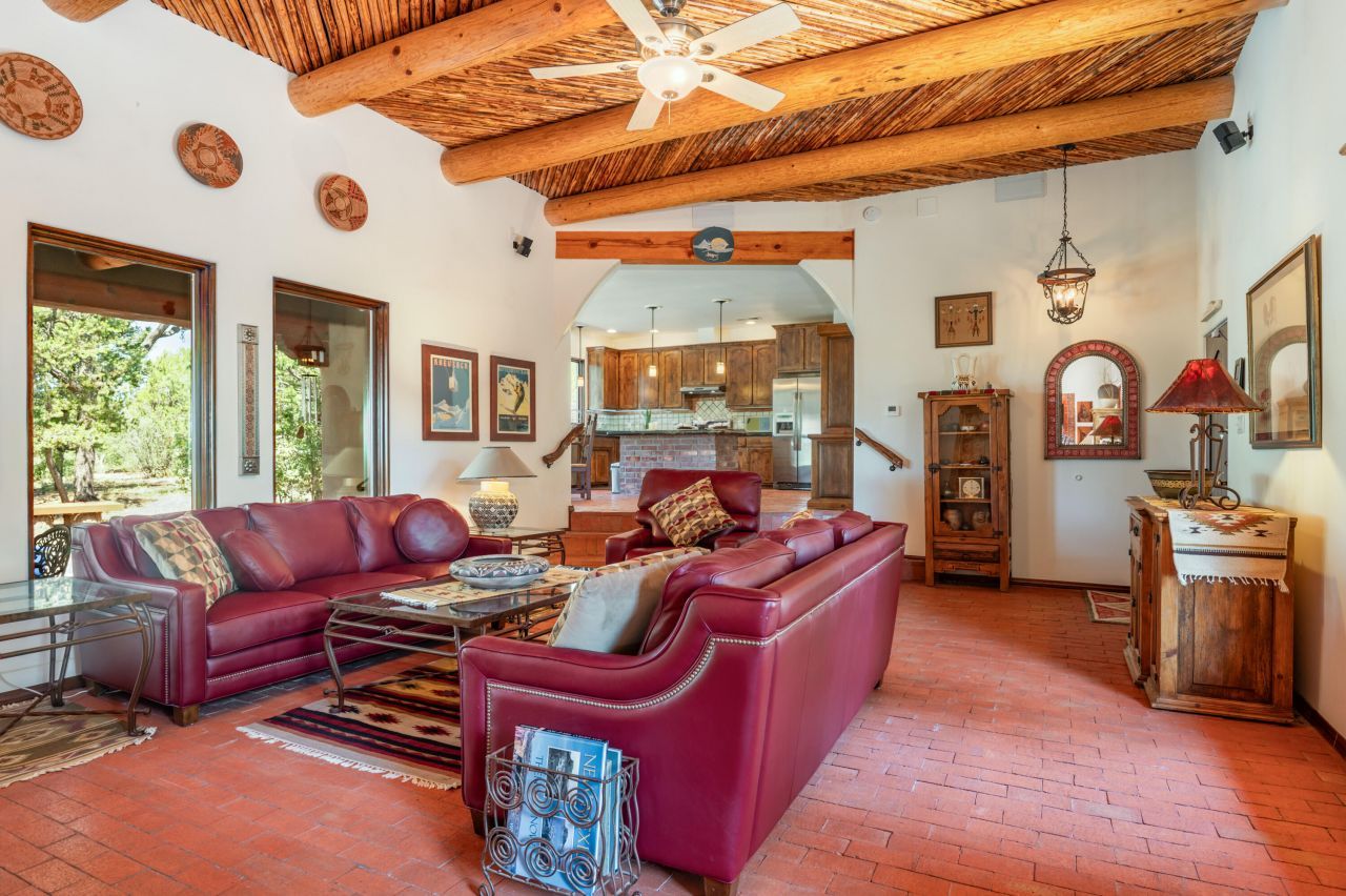 Tijeras, New Mexico, 87059, United States, 4 Bedrooms Bedrooms, ,2 BathroomsBathrooms,Residential,For Sale,1940446