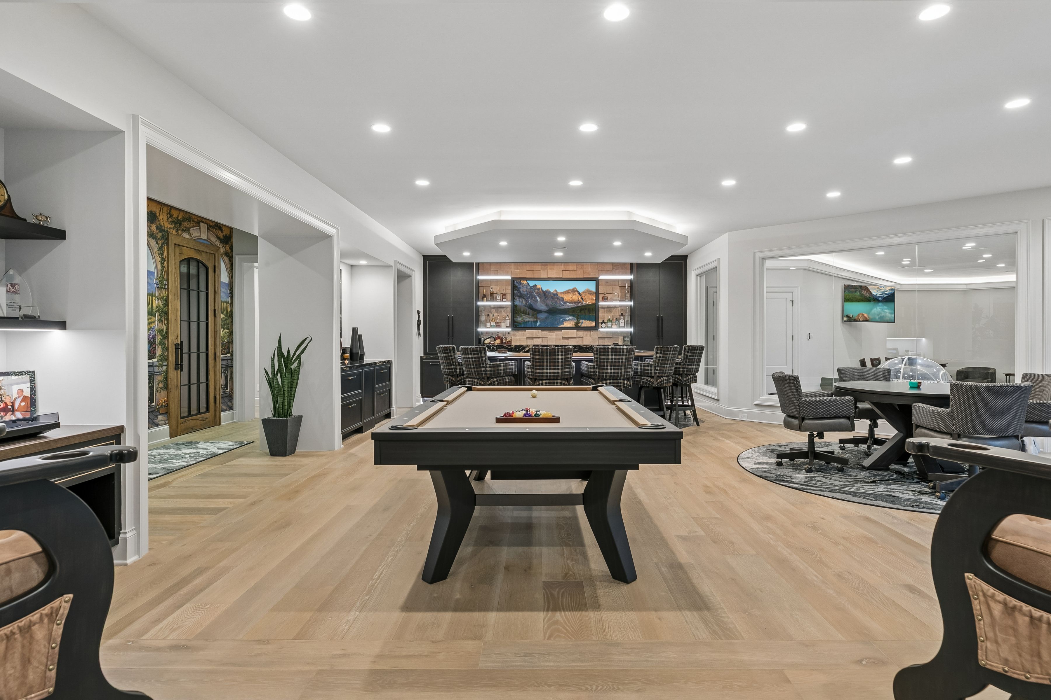  Timeless Elegance on a Private North Oaks Setting - 物件實景